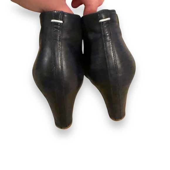 Maison Martin Margiela Black Leather Open Toe Side Zip Heeled Booties Sz 37.5 EU - Picture 6 of 12